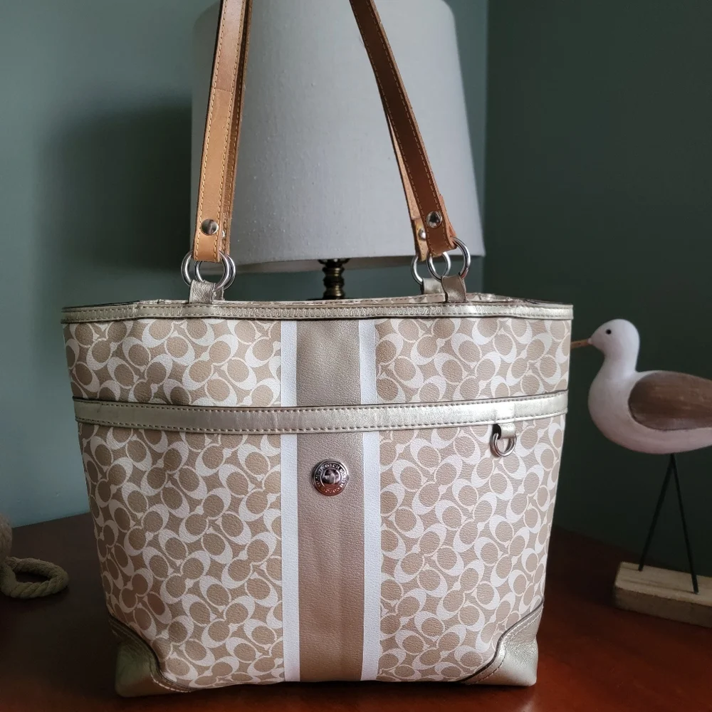 Coach F15137 Chelsea Heritage Stripe Signature Canvas Tote Gold White Bag